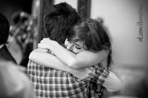 Иногда, вместо тысячи слов, надо просто обнять.