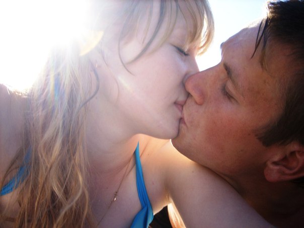 А Вы уже поделились фотографиями своих поцелуев?)