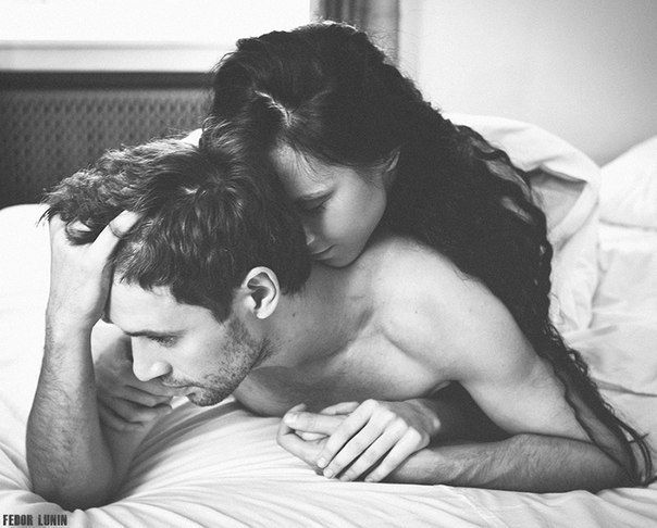 Наверное, приятнее секса только уснуть после него, обнимая того, кого любишь.