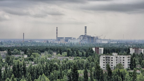 26 апреля 1986 года в 1 час 23 минуты 40 секунд произошел взрыв в 4-м энергоблоке Чернобыльской Атомной Электростанции. 