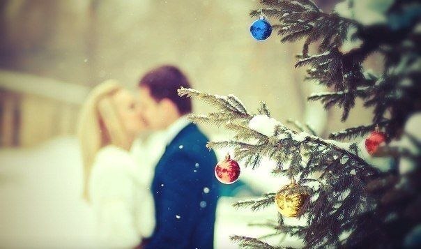 Со временем начинаешь понимать… Не главное в жизни что бы тебе постоянно говорили о любви или о том как ты хорошо выглядишь… Главное… Быть нужной кому-то… Чтобы было кому проводить тебя в дорогу… И услышать… Возвращайся скорее… я тебя очень жду…